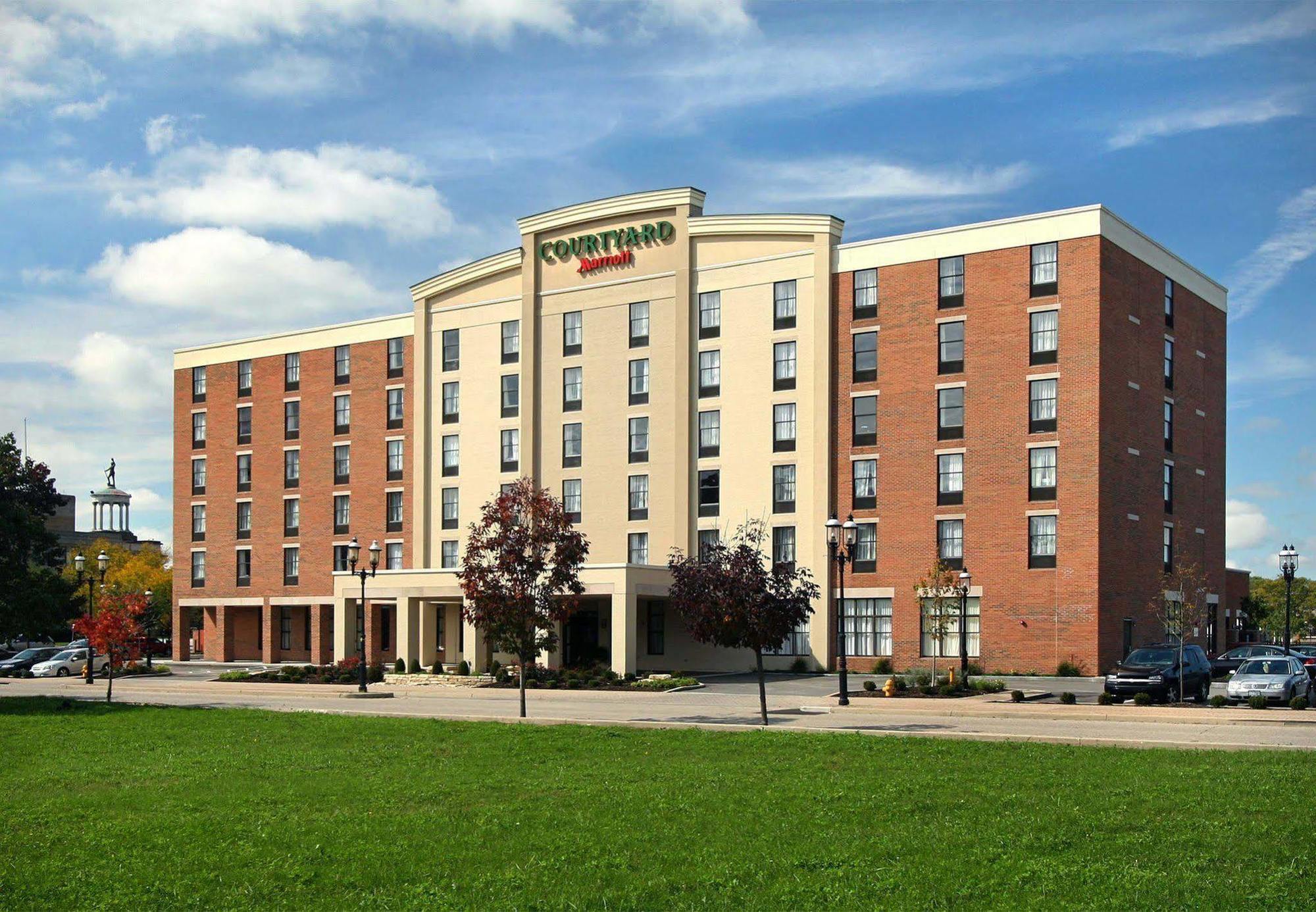 Hotel Courtyard Hamilton Zewnętrze zdjęcie
